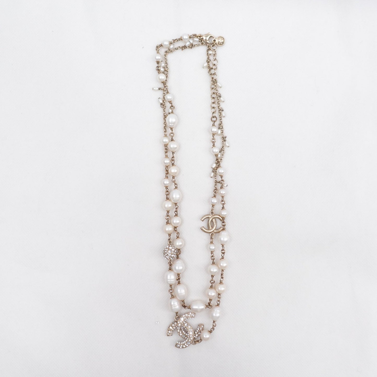 Pre-owned Chanel Gold Pearl&Metal Necklace