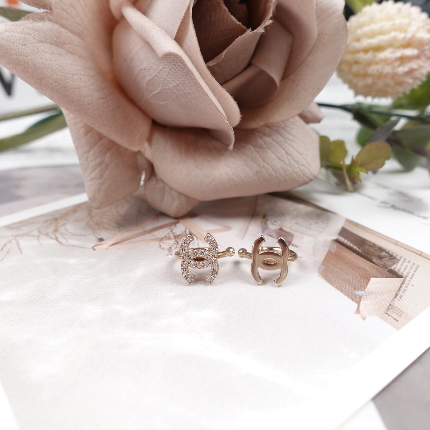 Pre-Owned Chanel Gold Crystal Diamond Earrings