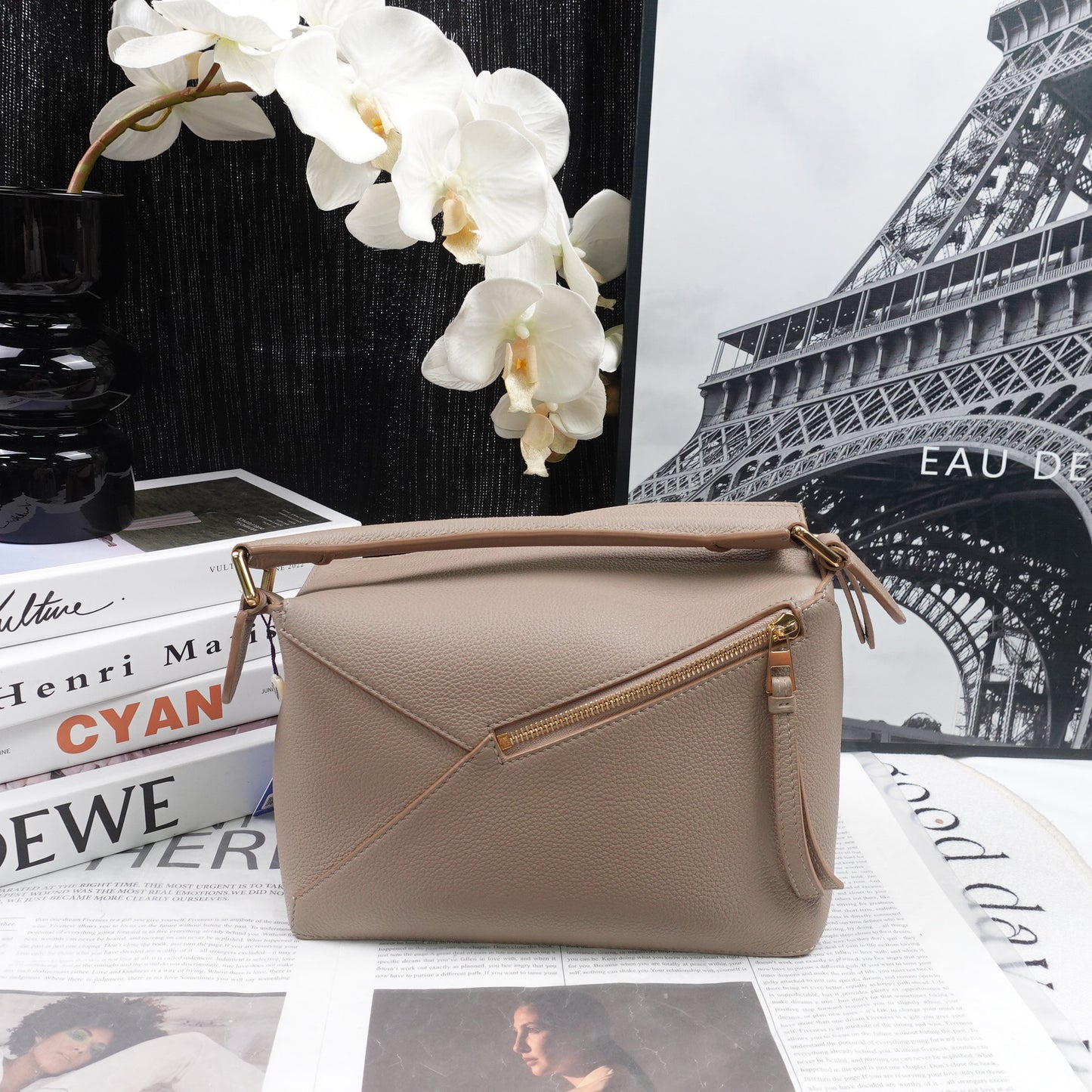 Pre-Owned Loewe Puzzle Edge Grey Calfskin Shoulder Bag