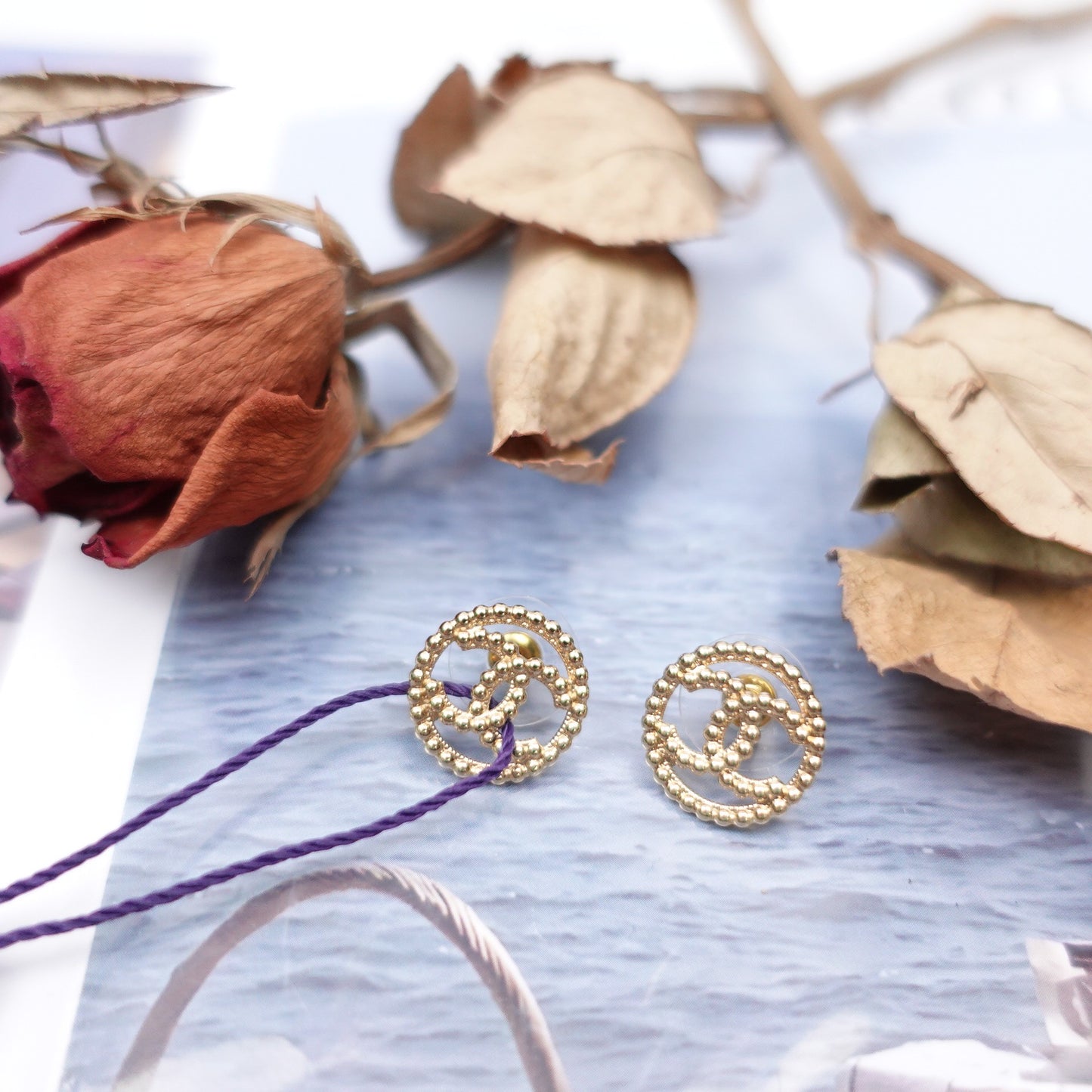 Pre-owned Chanel Gold Metal Earrings