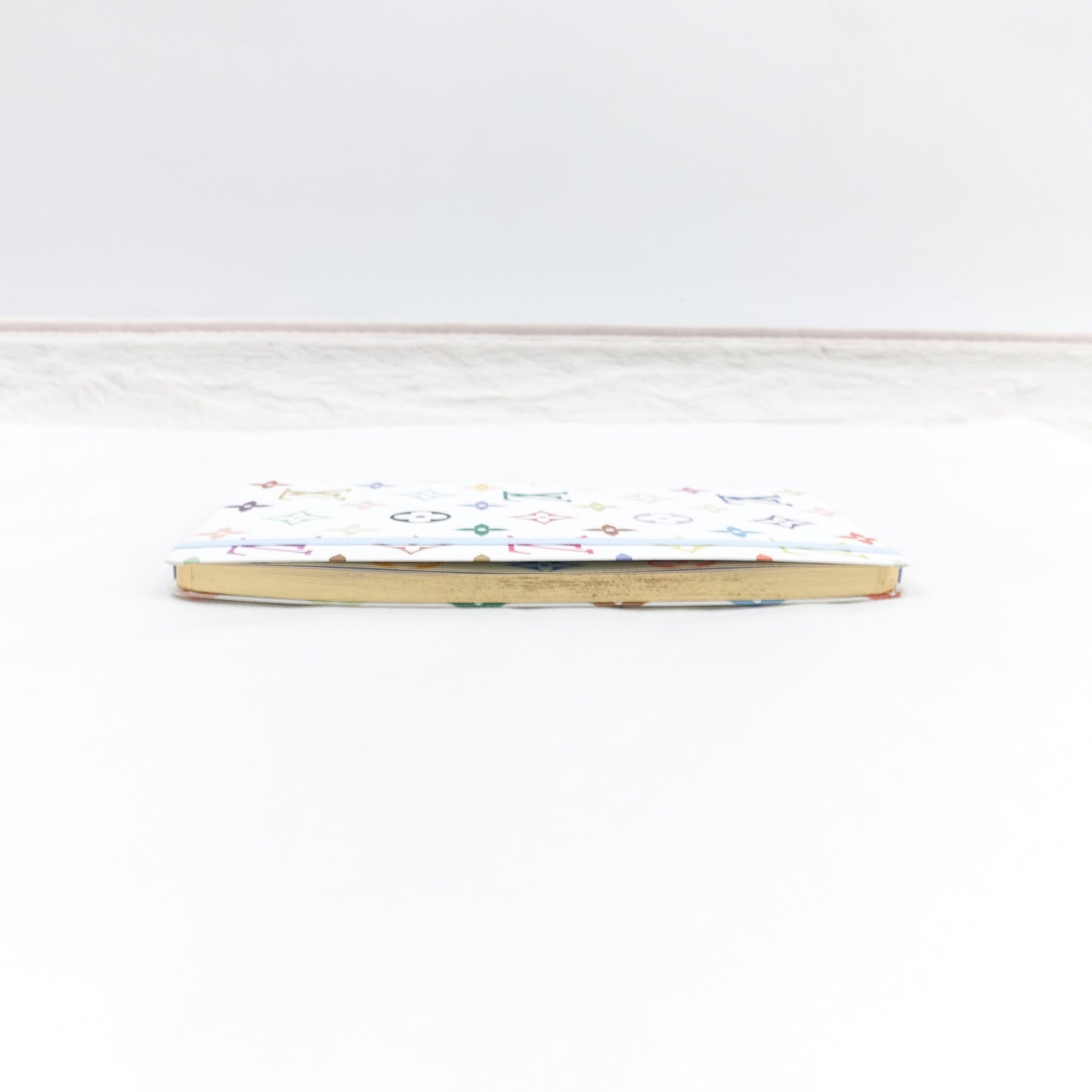 Pre-owned Louis Vuitton White Multicolor Notebook