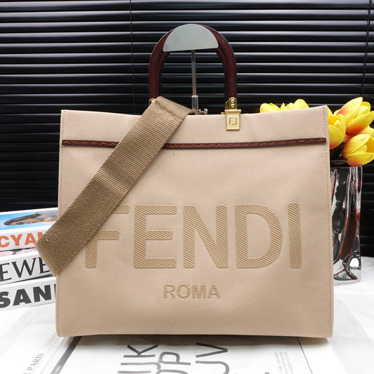 Pre-owned Fendi Sunshine Beige Canvas Shoulder Bag