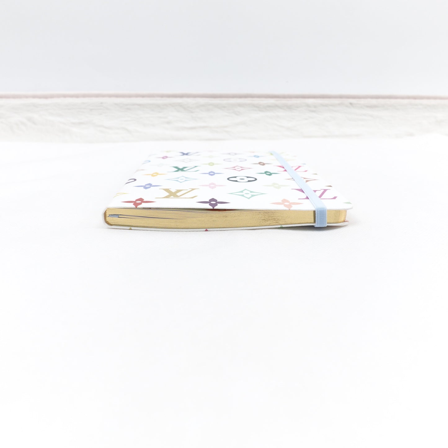 Pre-owned Louis Vuitton White Multicolor Notebook