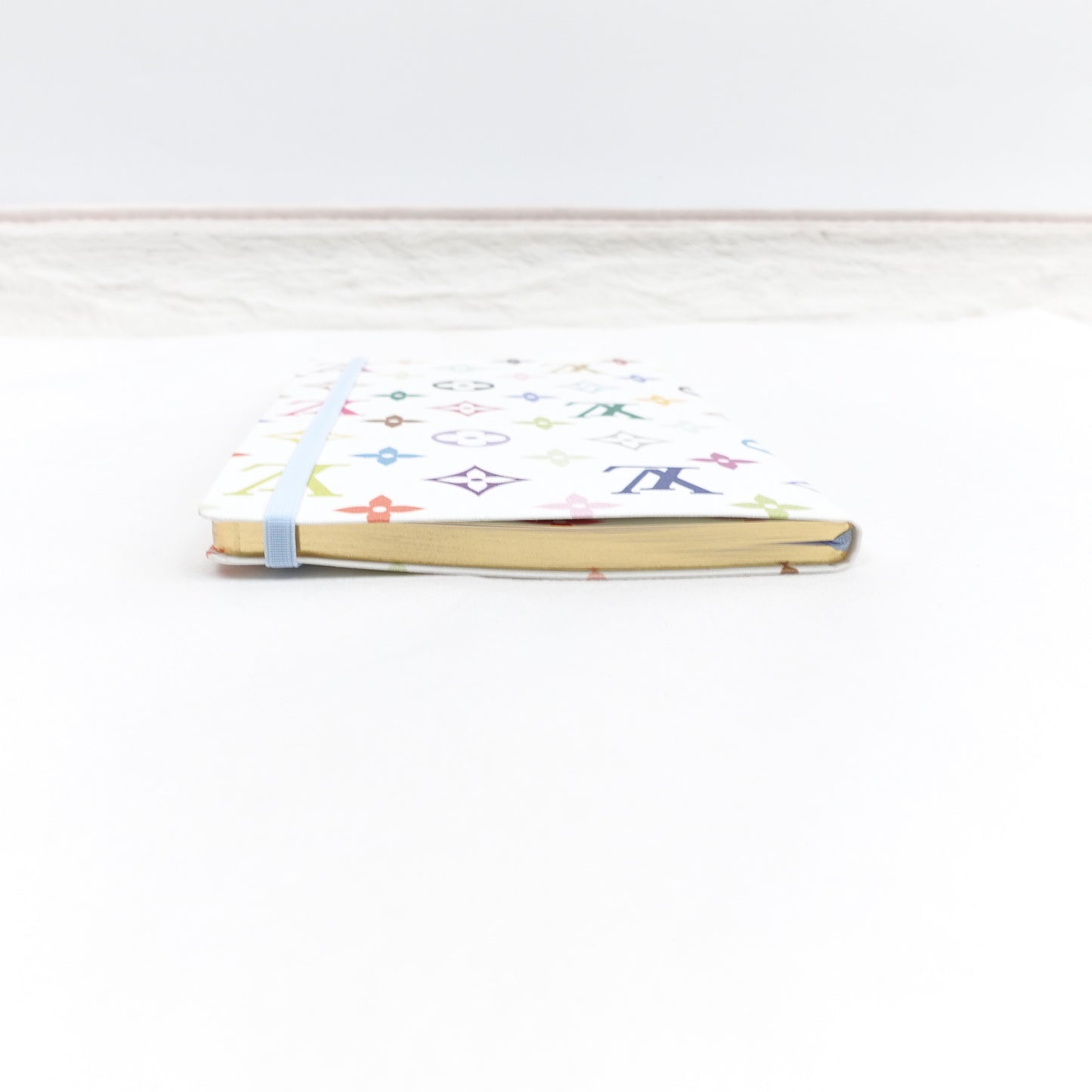 Pre-owned Louis Vuitton White Multicolor Notebook