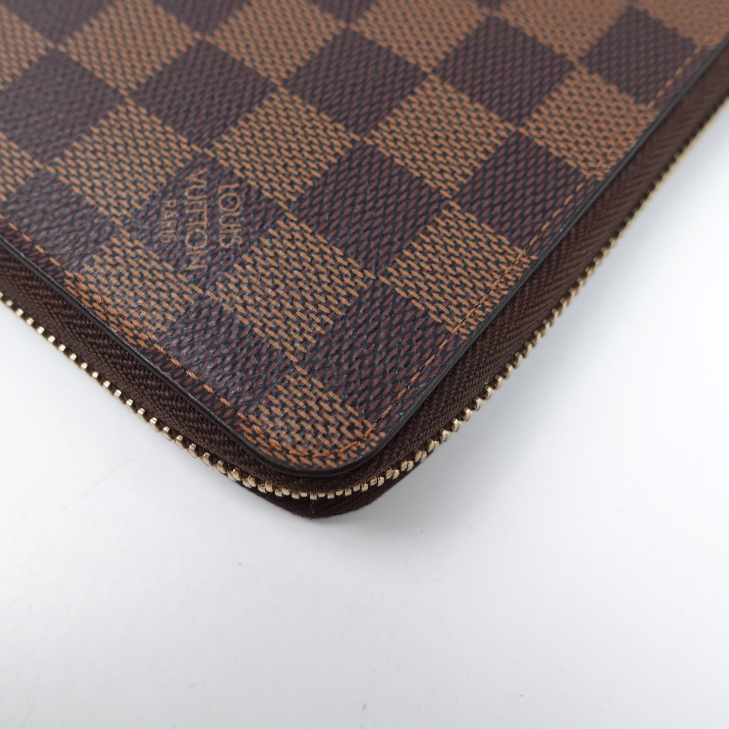 Pre-owned Louis Vuitton Zippy Damier Ebene Coated Canvas Wallet T10312861