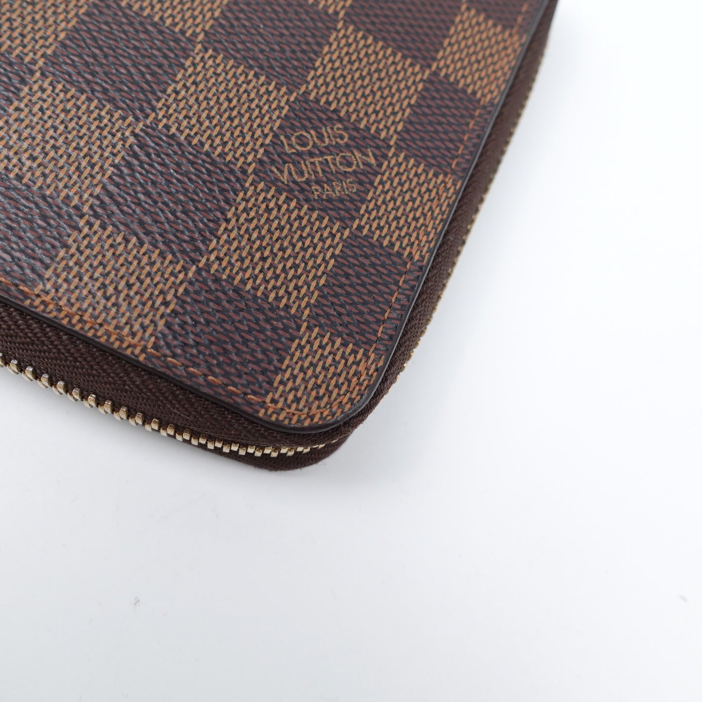 Pre-owned Louis Vuitton Zippy Damier Ebene Coated Canvas Wallet T10312861