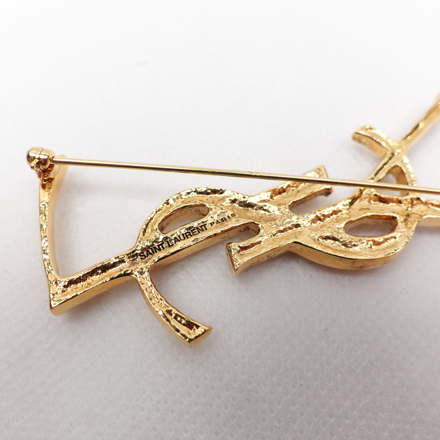 Pre-Owned Saint Laurent Gold Tone Brooch