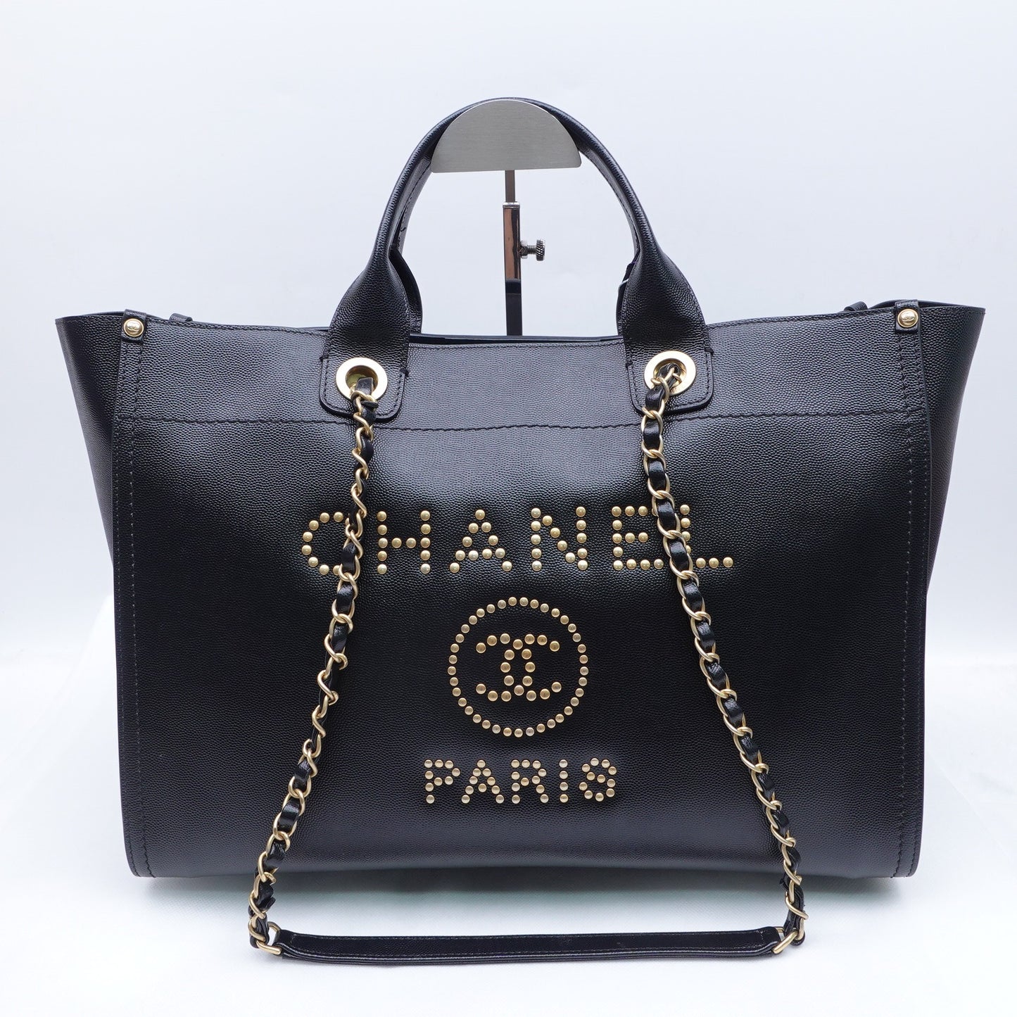 Pre-owned Chanel DeauVille Black Calfskin Tote Bag