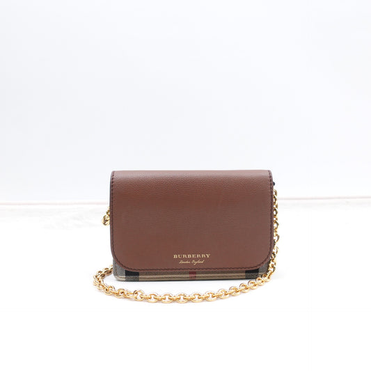 Pre-owned Burberry Brown Calfskin Shoulder Bag T10294059