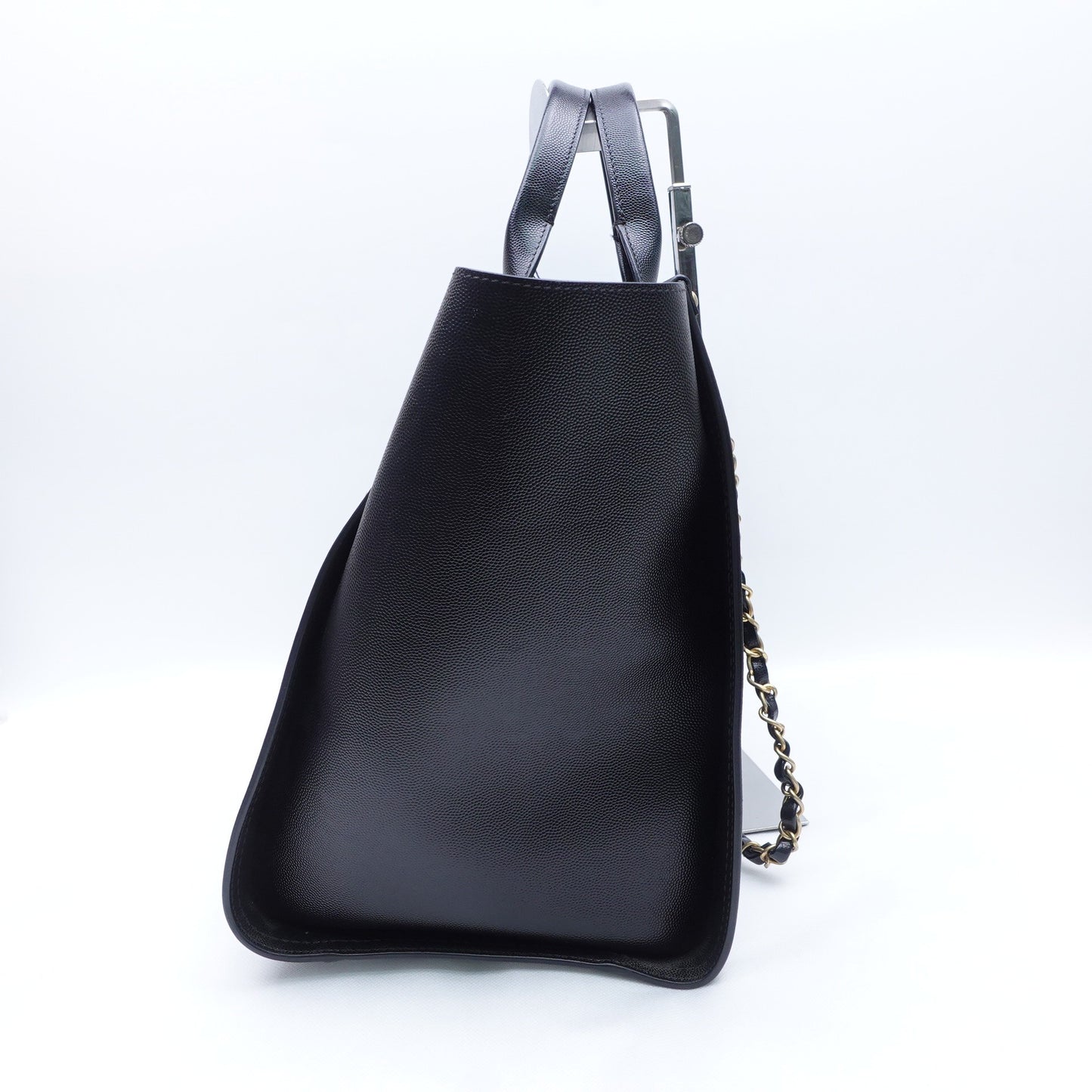 Pre-owned Chanel DeauVille Black Calfskin Tote Bag