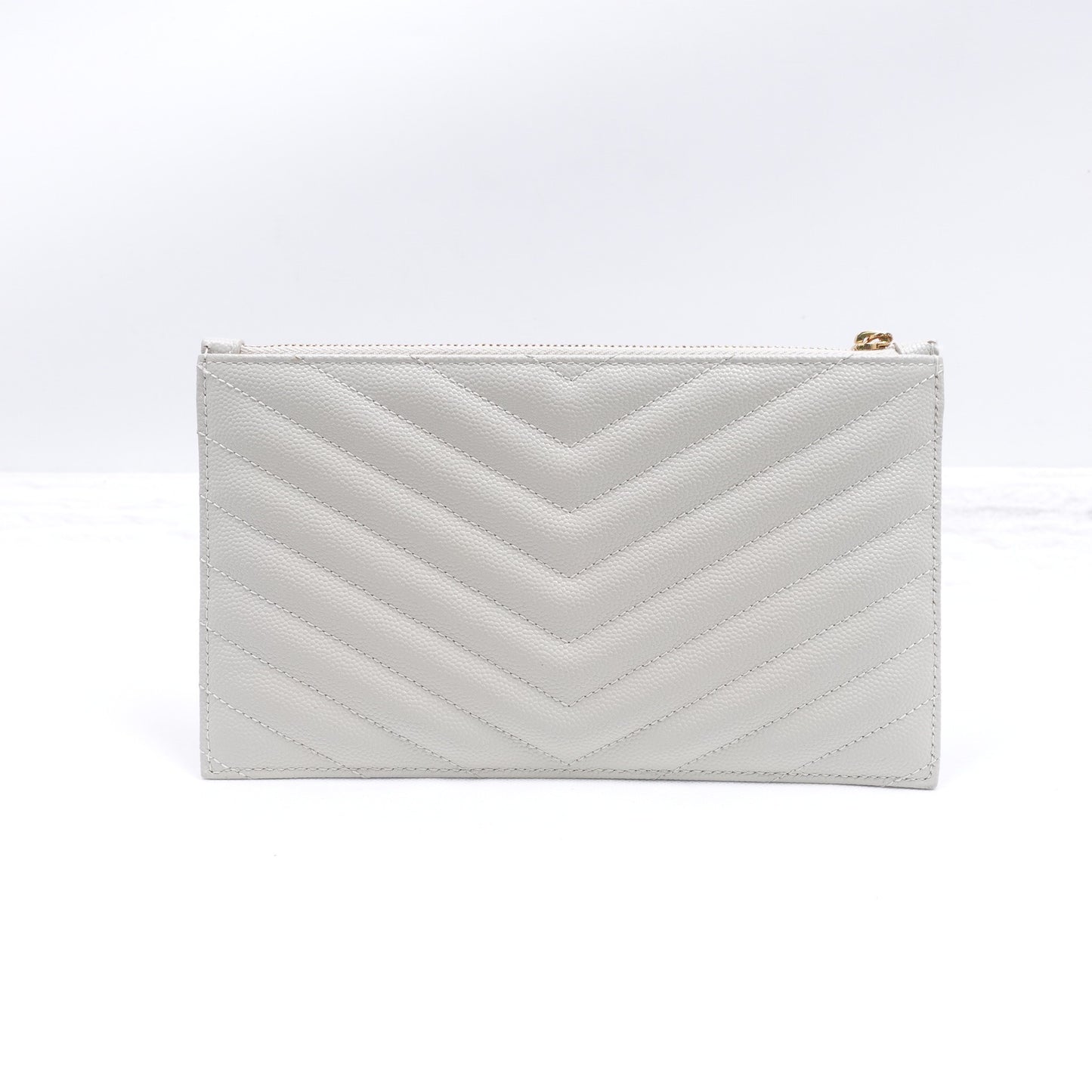 Pre-Owned Yves Saint Laurent Le Monogram Me White Calfskin Zippy Wallet T10300899