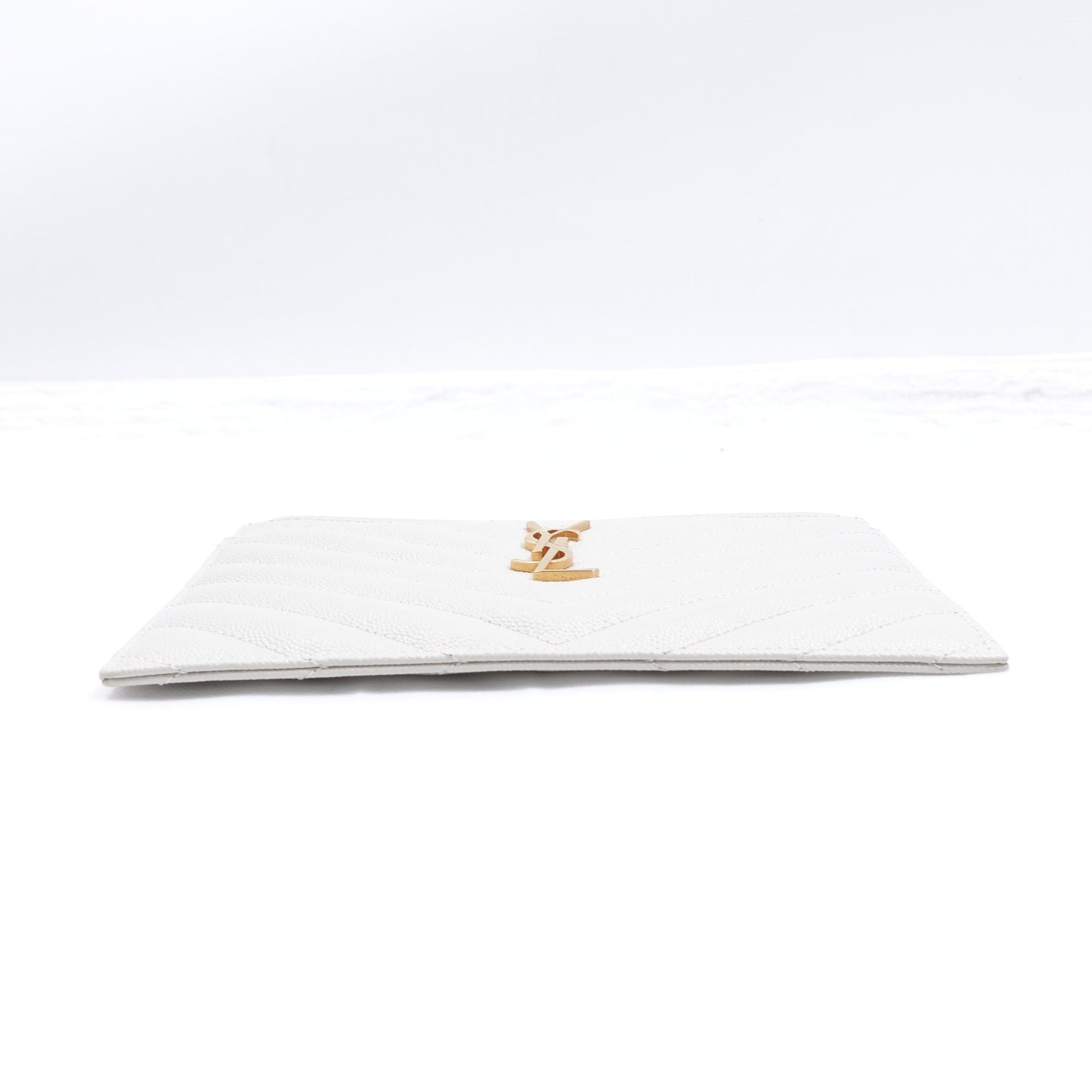 Pre-Owned Yves Saint Laurent Le Monogram Me White Calfskin Zippy Wallet T10300899