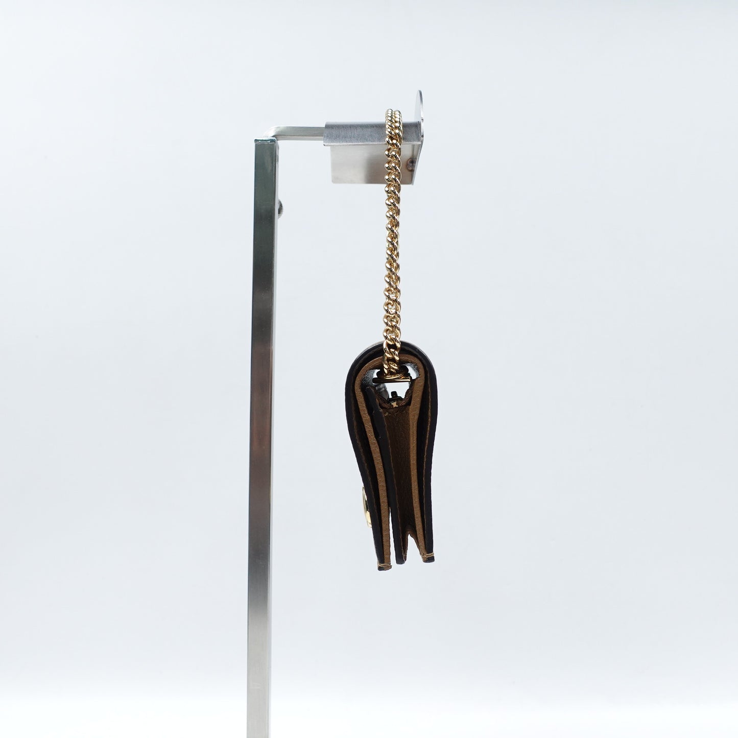 Pre-Owned Gucci Zumi Brown Calfskin Shoulder Bag