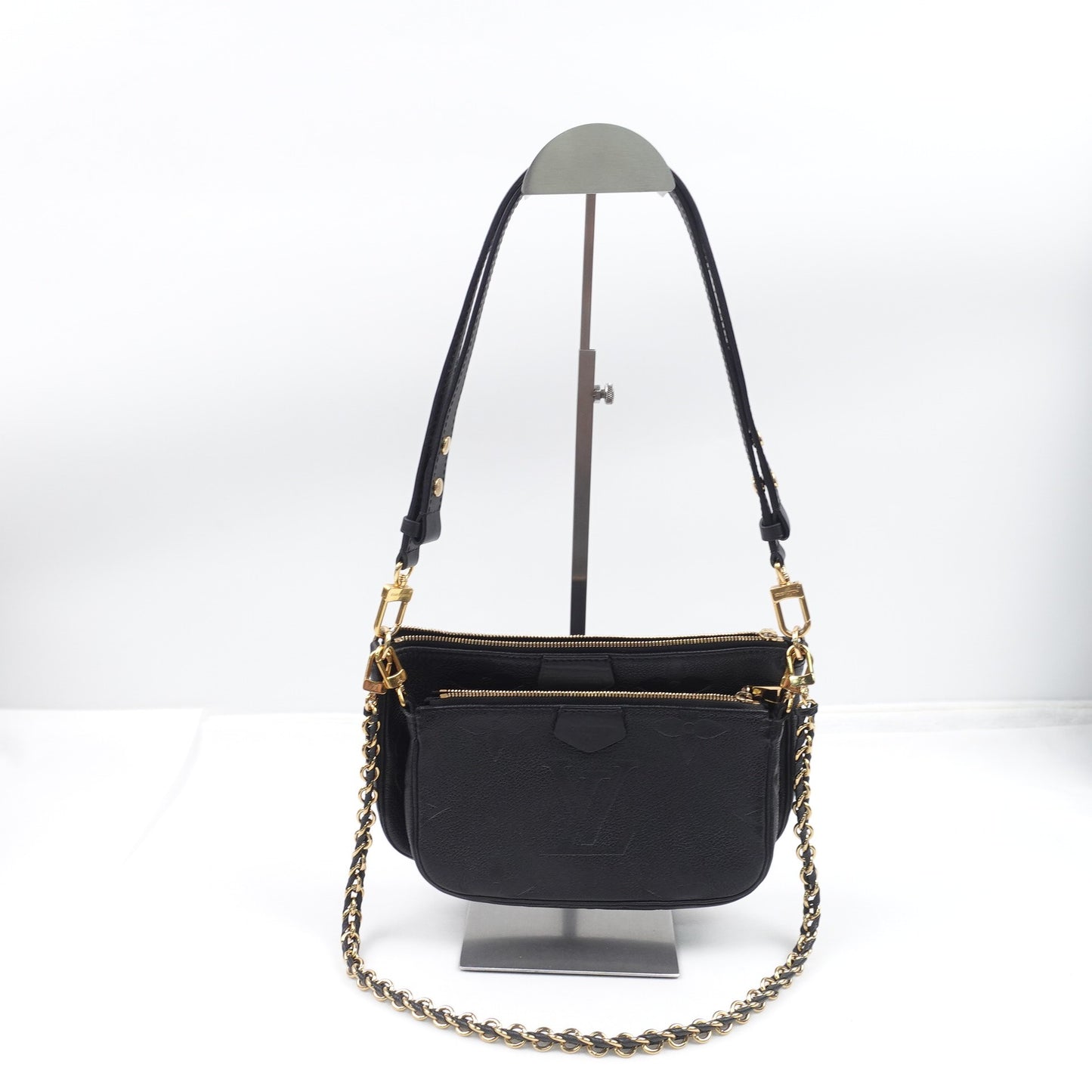 Pre-Owned Louis Vuitton Multi-Pochette Black Calfskin Shoulder Bag T10319852