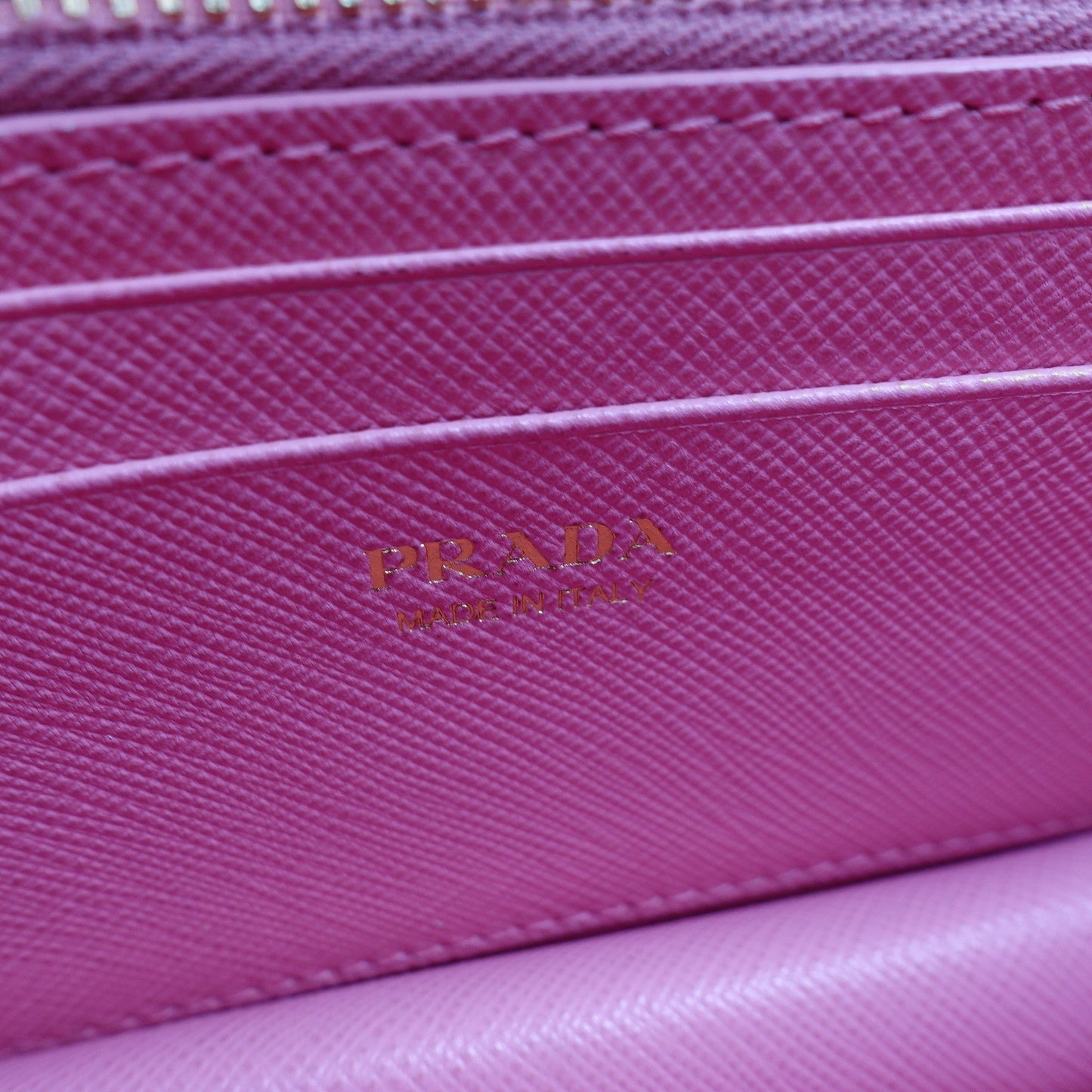 Pre-owned Prada Pink Calfskin Shoulder Bag