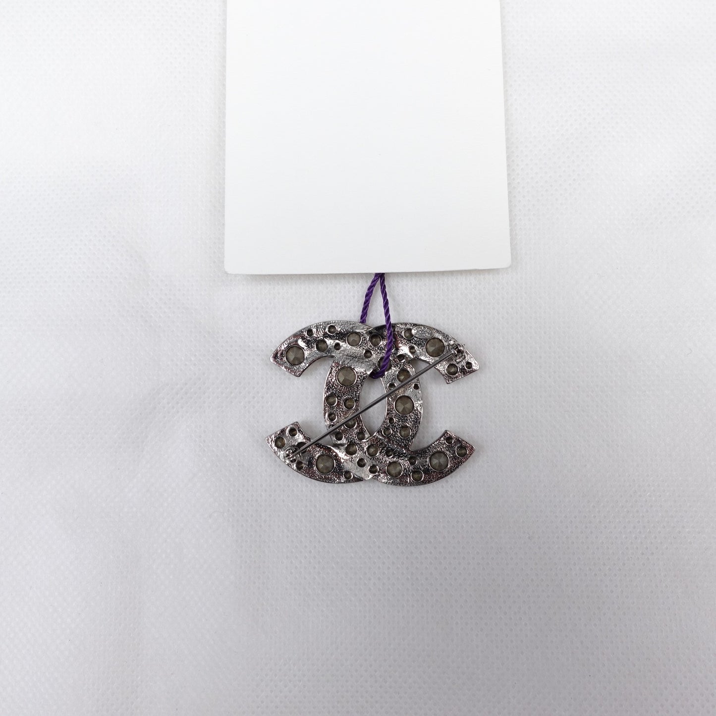 Pre-owned Chanel Silver Metal Brooch