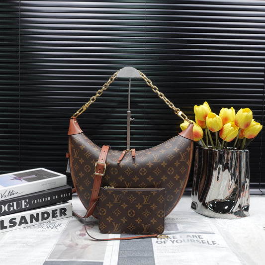 Pre-Owned Louis Vuitton Loop Hobo Monogram Coated Canvas Shoulder Bag