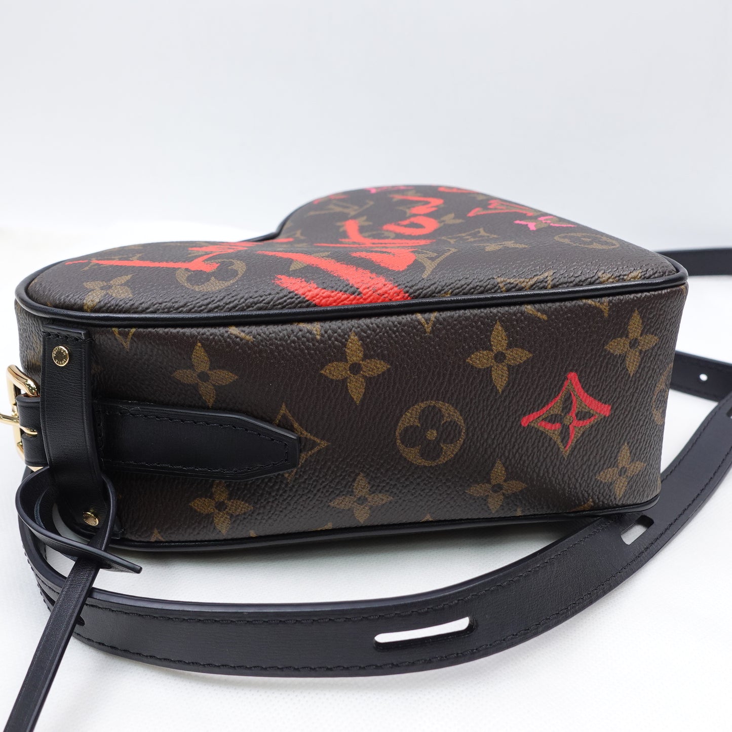 Pre-Owned Louis Vuitton Game On Coeur Monogram Coated Canvas Shoulder Bag