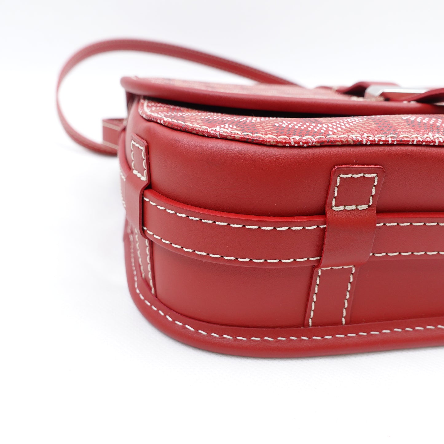 Pre-Owned Goyard Sac Belvedere Red Coated Canvas Shoulder Bag