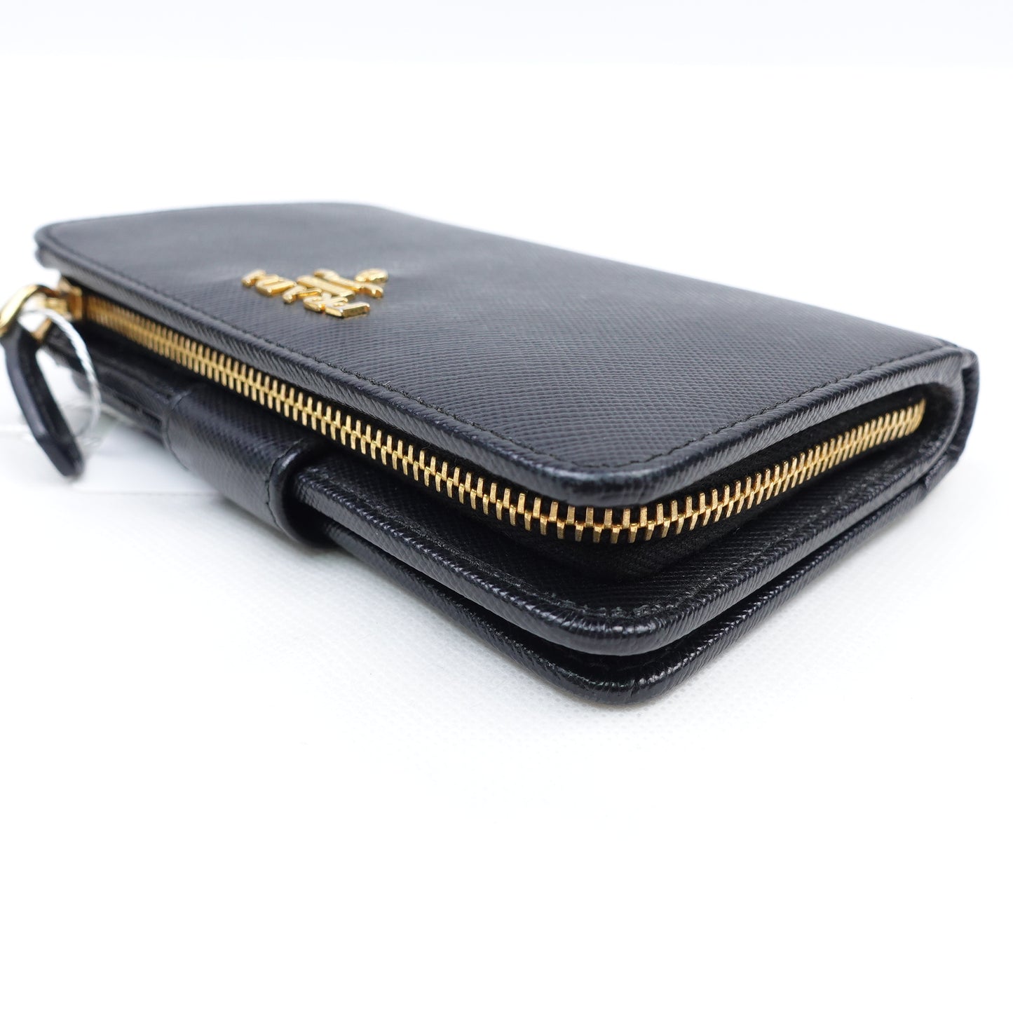 Pre-Owned Prada Black Calfskin Short Wallet