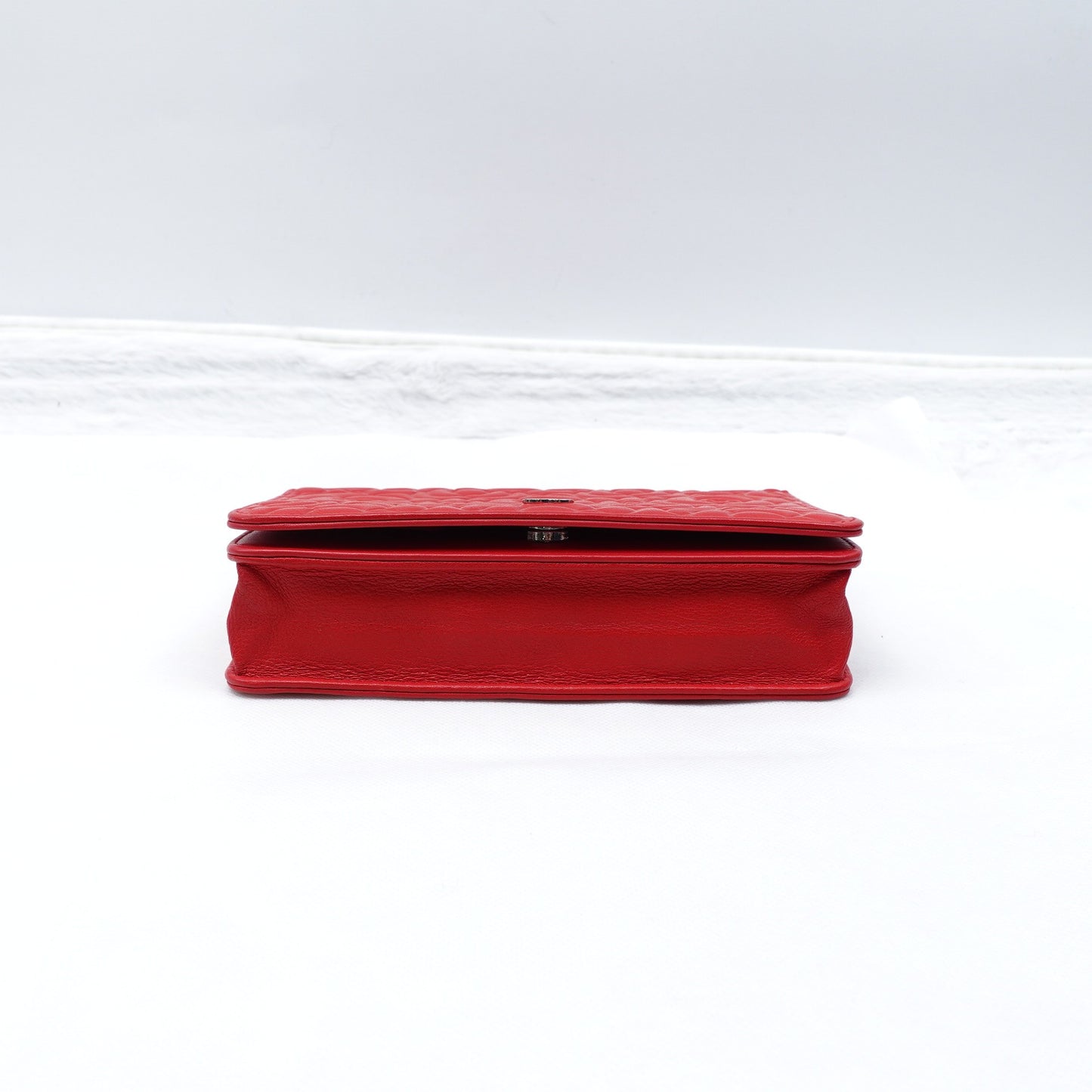 Pre-owned Chanel WOC Red Calfskin Shoulder Bag