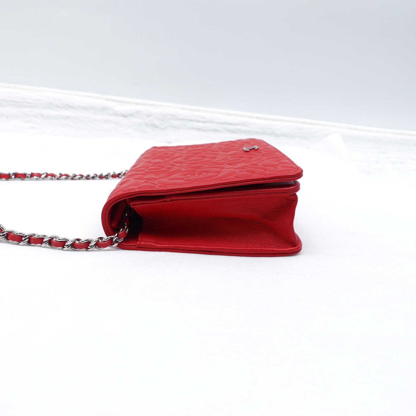 Pre-owned Chanel WOC Red Calfskin Shoulder Bag