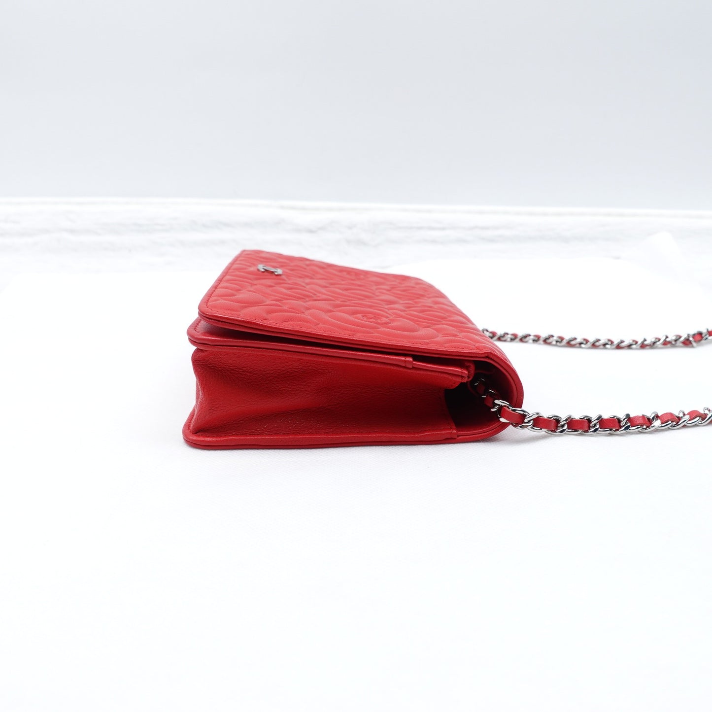 Pre-owned Chanel WOC Red Calfskin Shoulder Bag