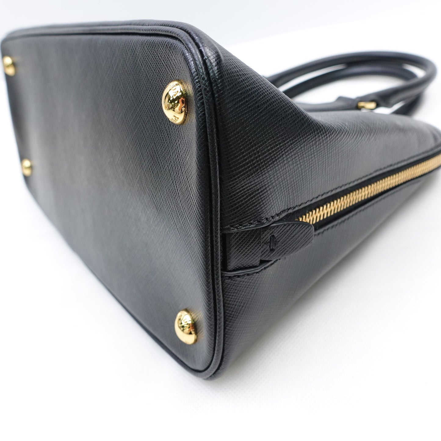 Pre-owned Prada Black Calfskin Shoulder Bag