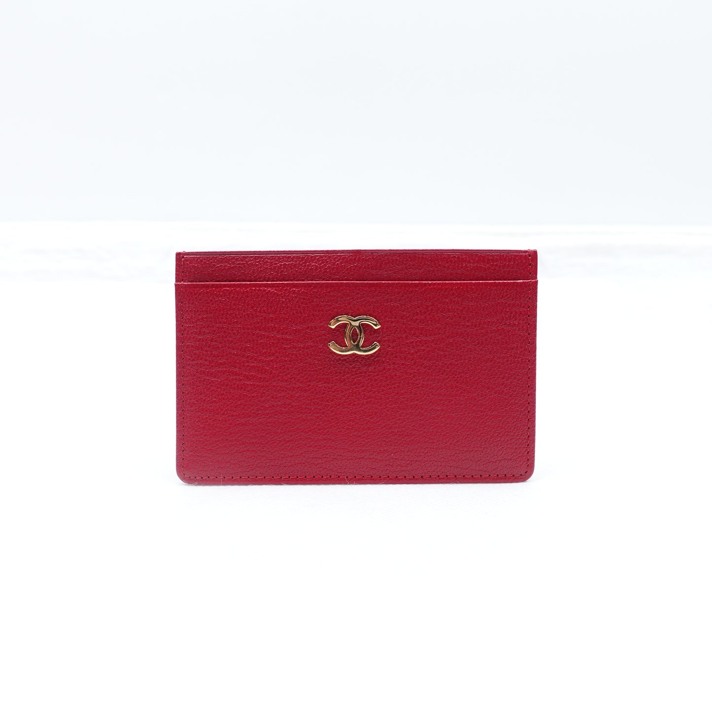 Pre-Owned Chanel Red Calfskin Card Holder