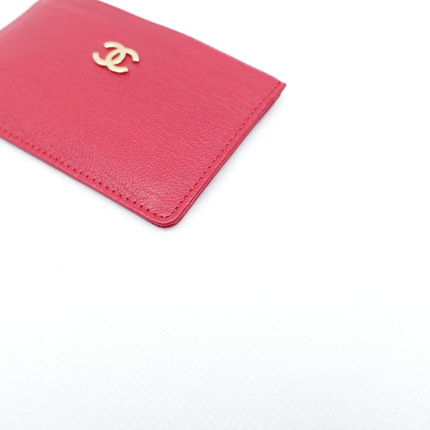 Pre-Owned Chanel Red Calfskin Card Holder