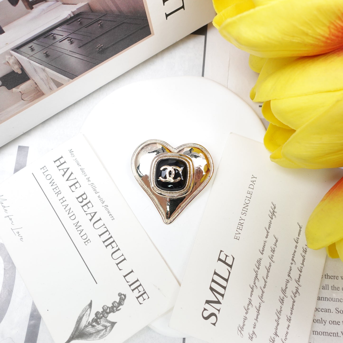 Pre-Owned Chanel Heart Shaped Brooch
