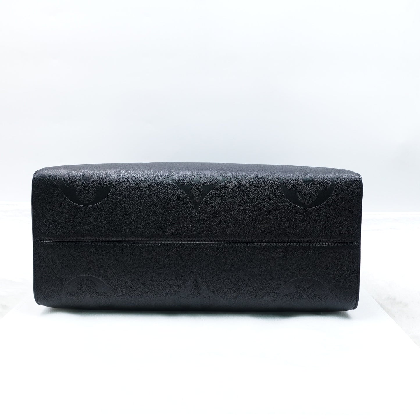 Pre-owned Louis Vuitton GM Onthego Black Calfskin Tote Bag T10296604