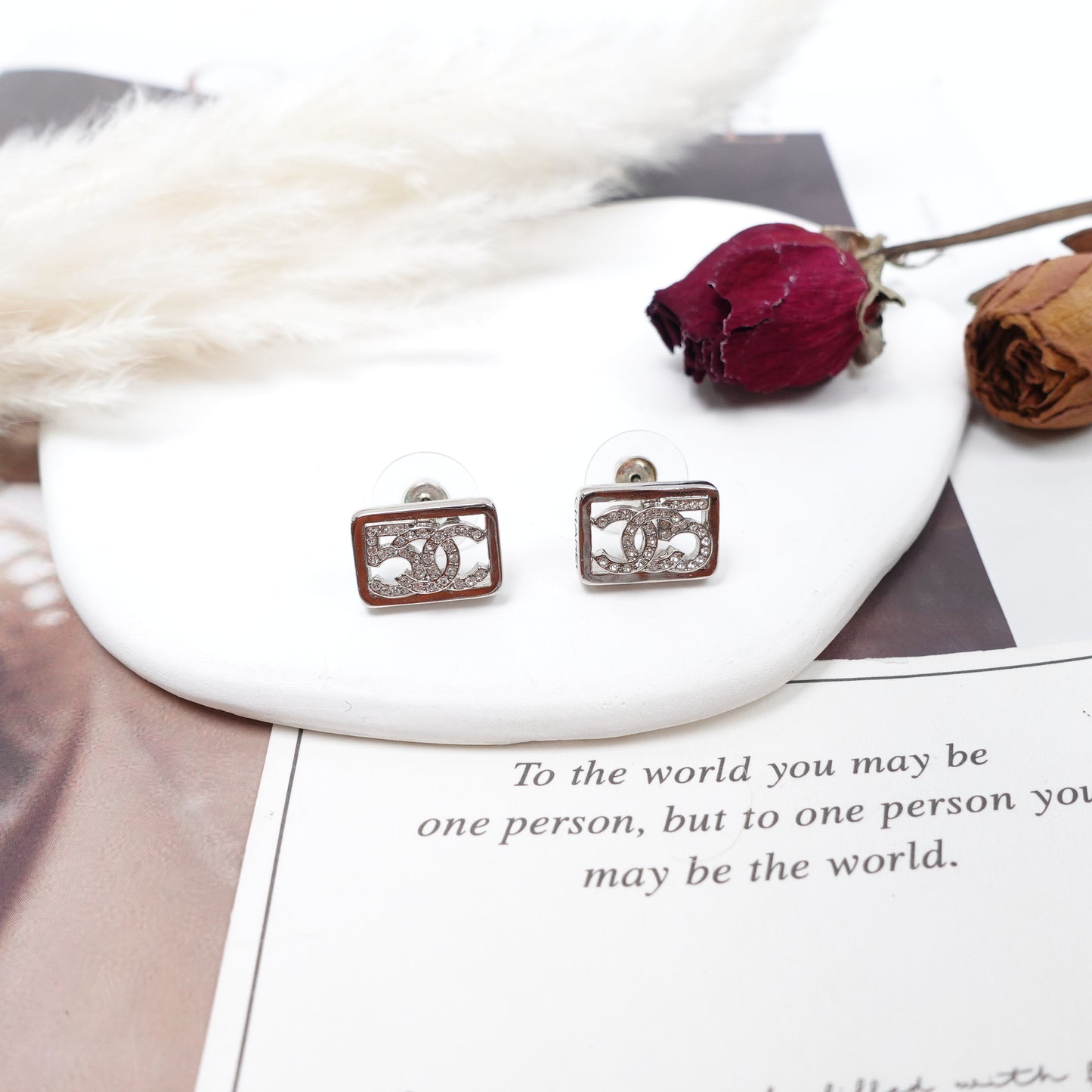 Pre-Owned Chanel Gold Tone Diamond Square CC Silver Earrings