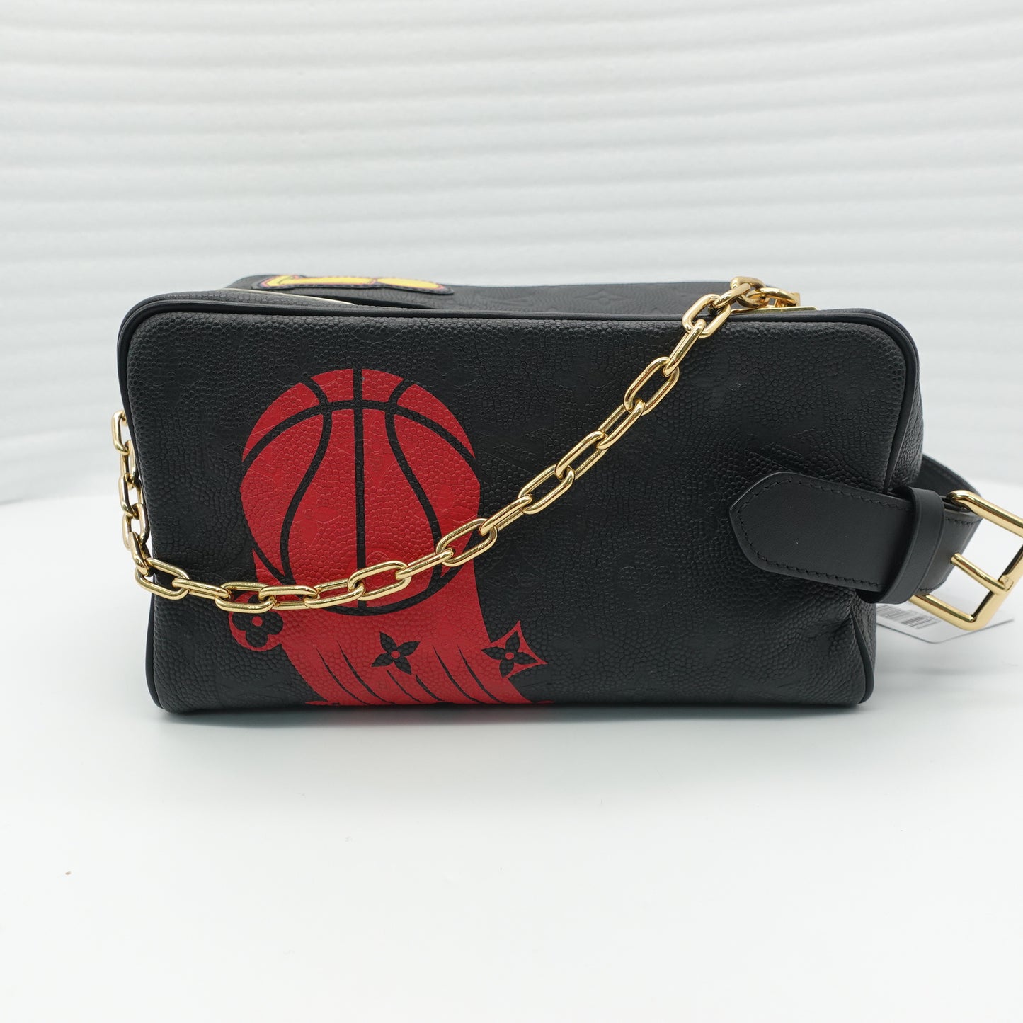 Pre-owned Louis Vuitton X NBA Black Calfskin Handbag