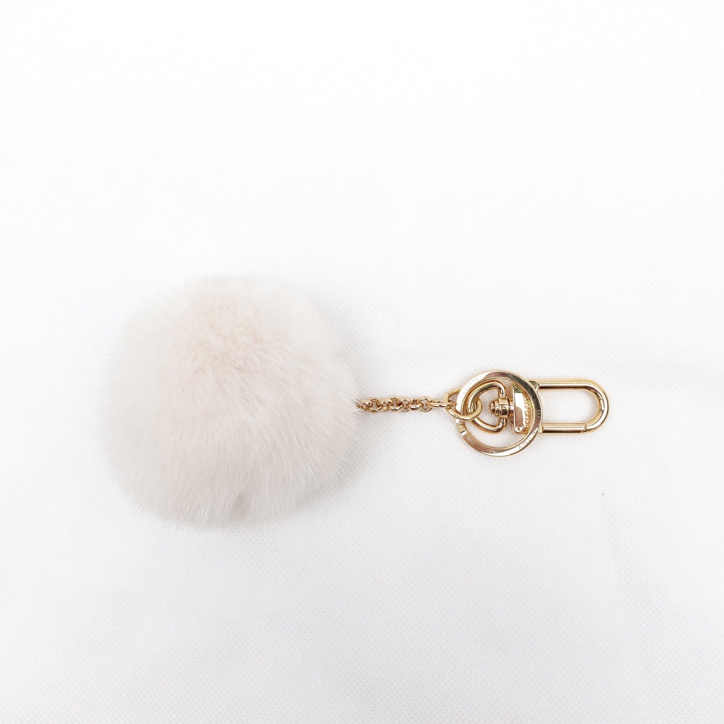 Pre-owned Louis Vuitton White Fluff Bag Charm