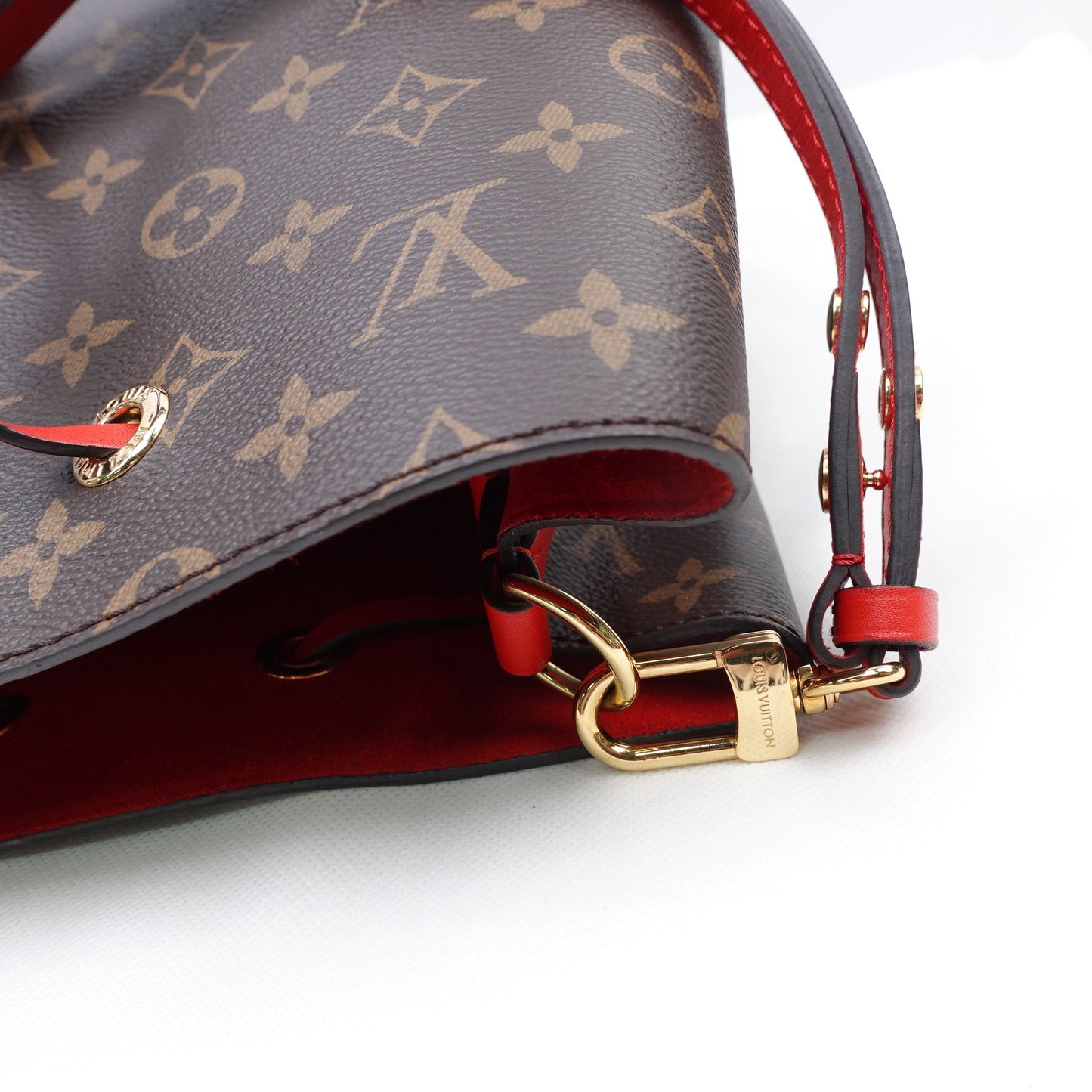 Pre-owned Louis Vuitton Neonoe Monogram&Red Coated Canvas Shoulder Bag