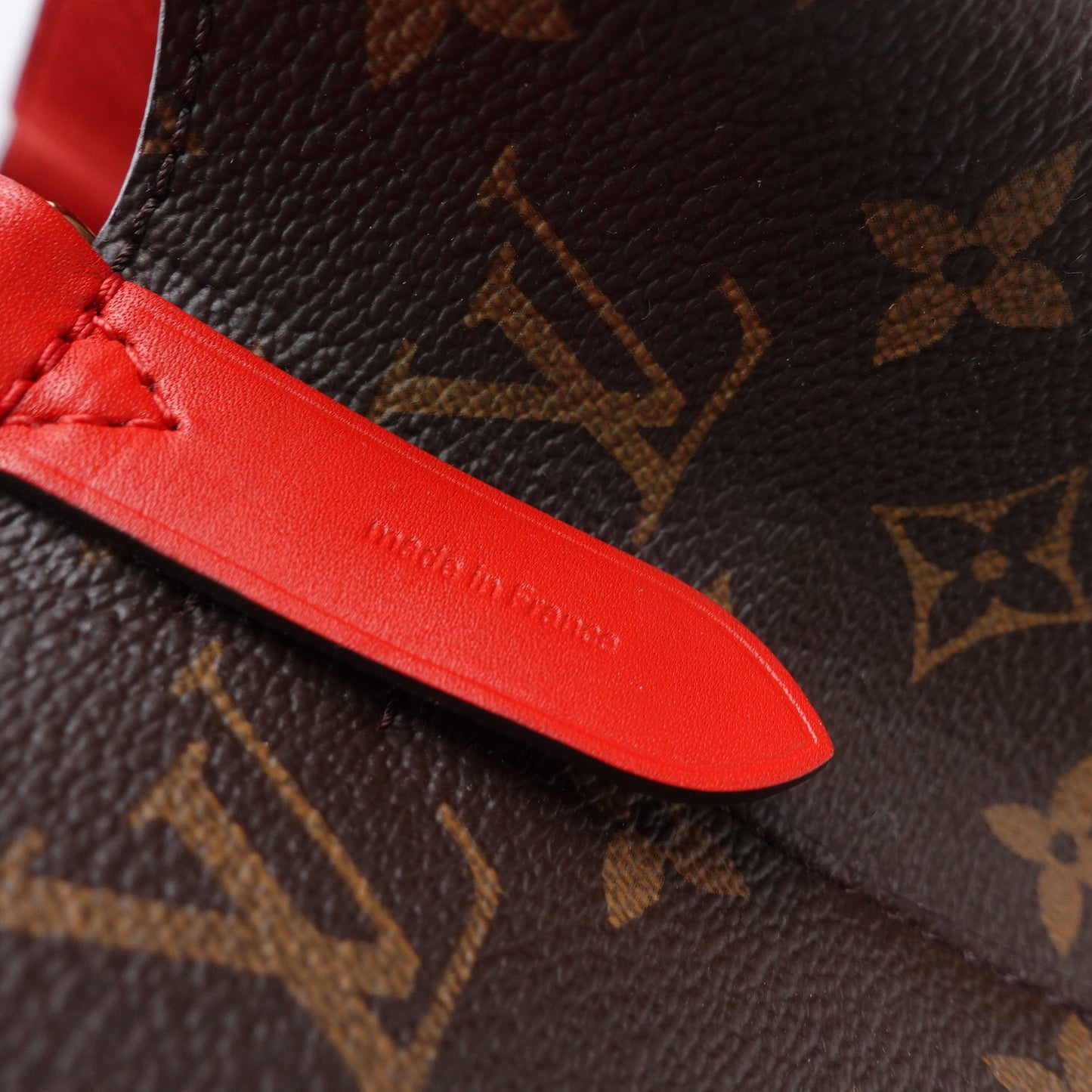 Pre-owned Louis Vuitton Neonoe Monogram&Red Coated Canvas Shoulder Bag