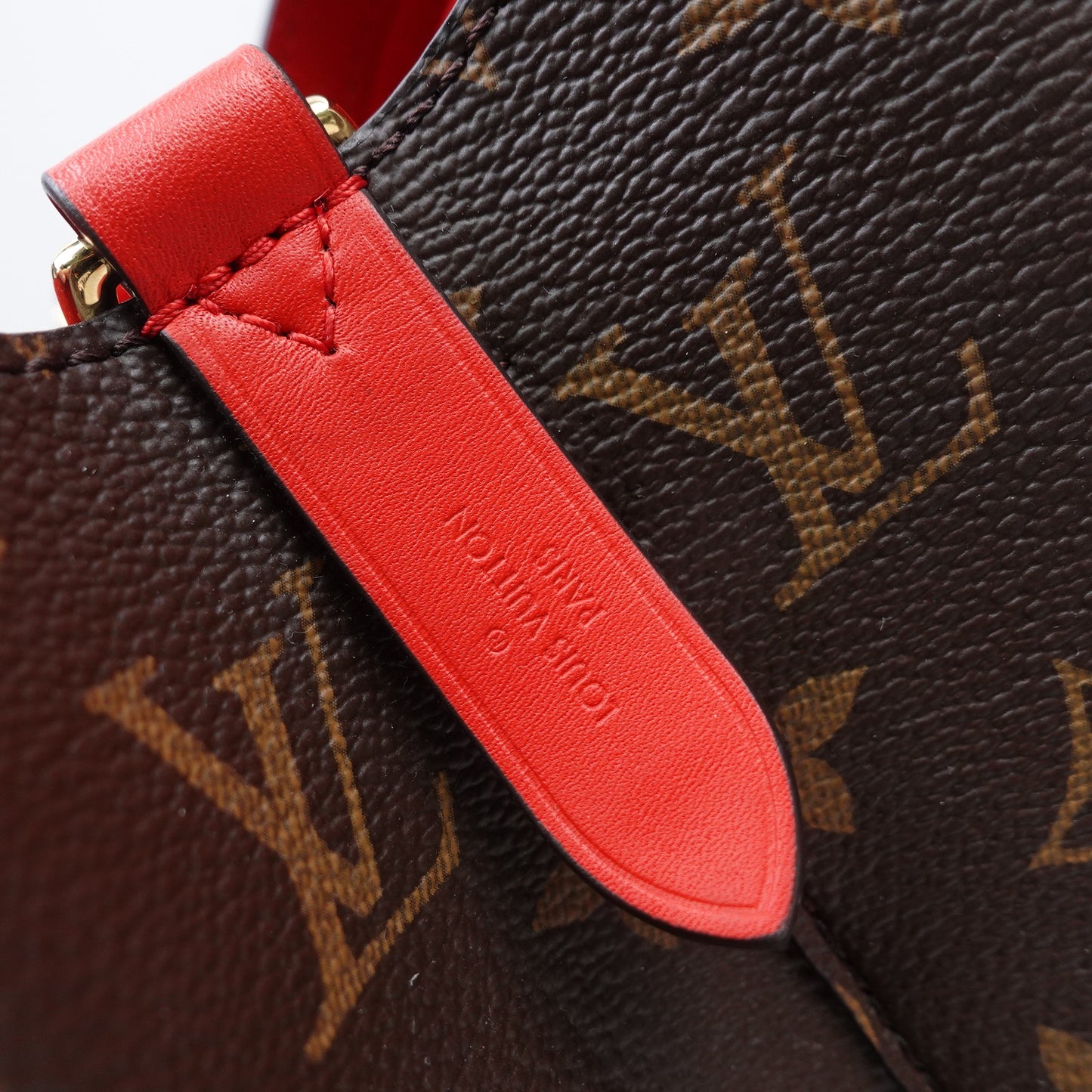 Pre-owned Louis Vuitton Neonoe Monogram&Red Coated Canvas Shoulder Bag