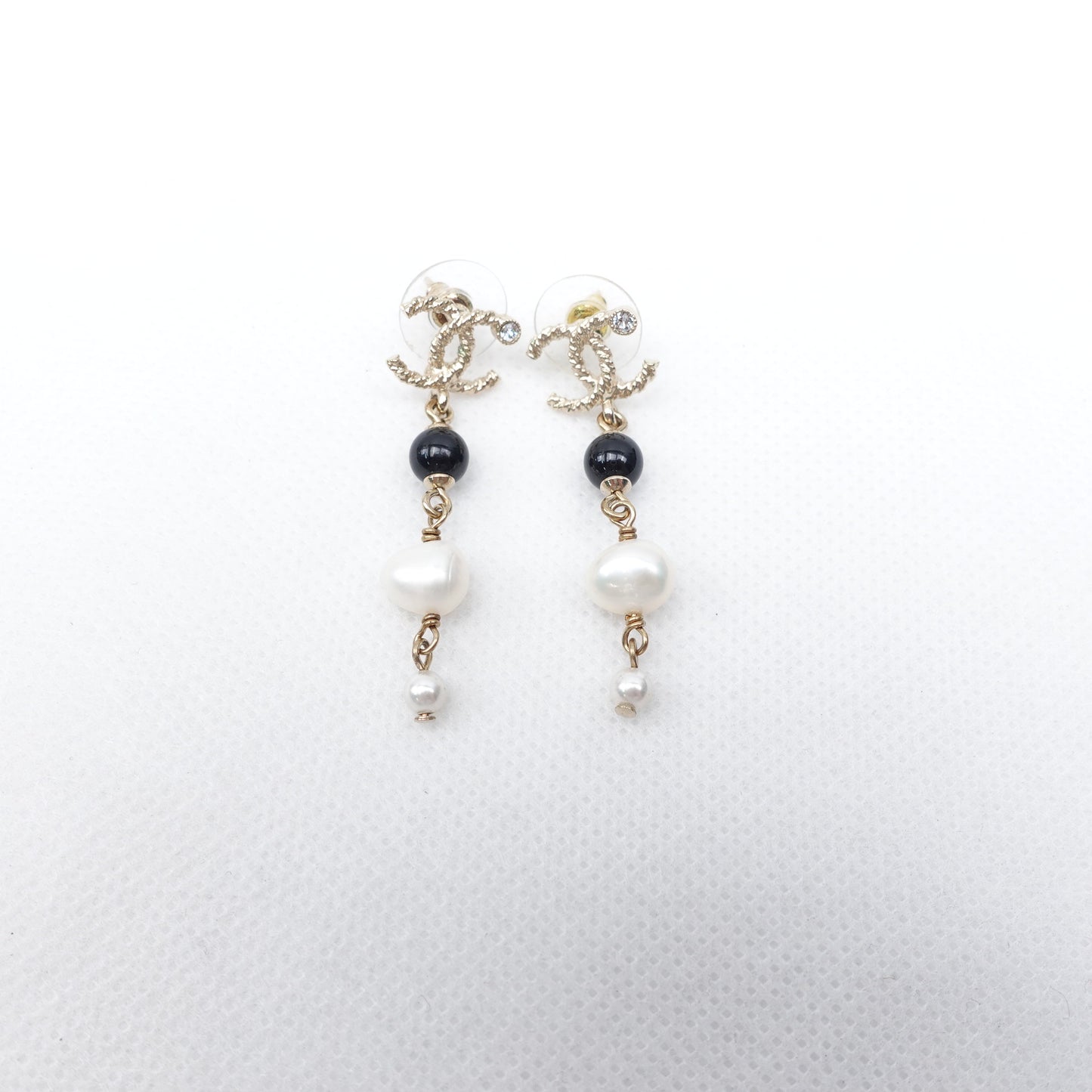 Pre-owned Chanel Metal Long Earrings