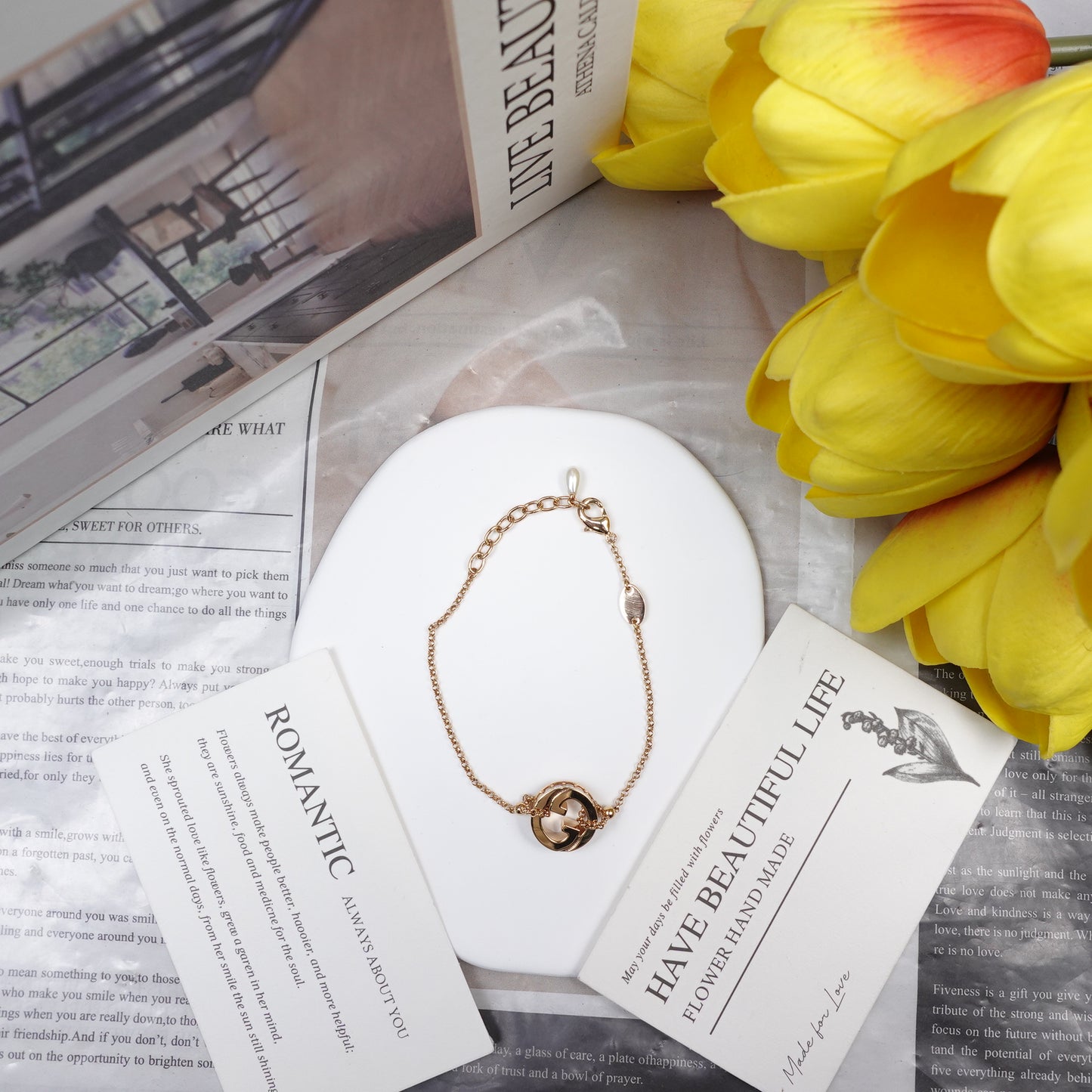 Pre-Owned Gucci Gold Tone Diamond&Pearl Bracelet