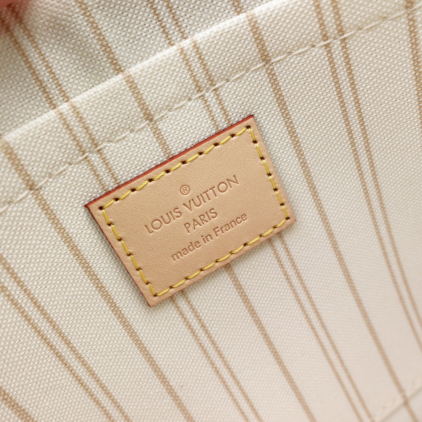 Pre-owned Louis Vuitton Neverfull Pouch Damier Bene Coated Canvas Clutch