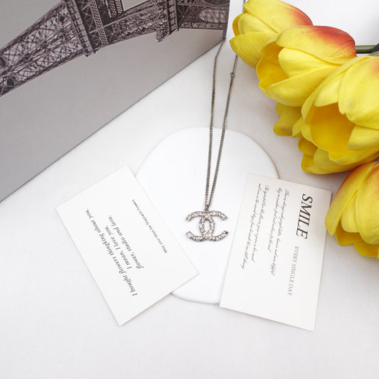 Pre-owned Chanel CC Crystal Necklace