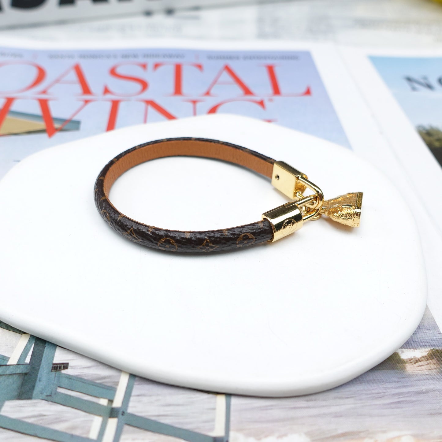 Pre-Owned Louis Vuitton Monogram Idylle Gold Tone Coated Canvas Bracelet