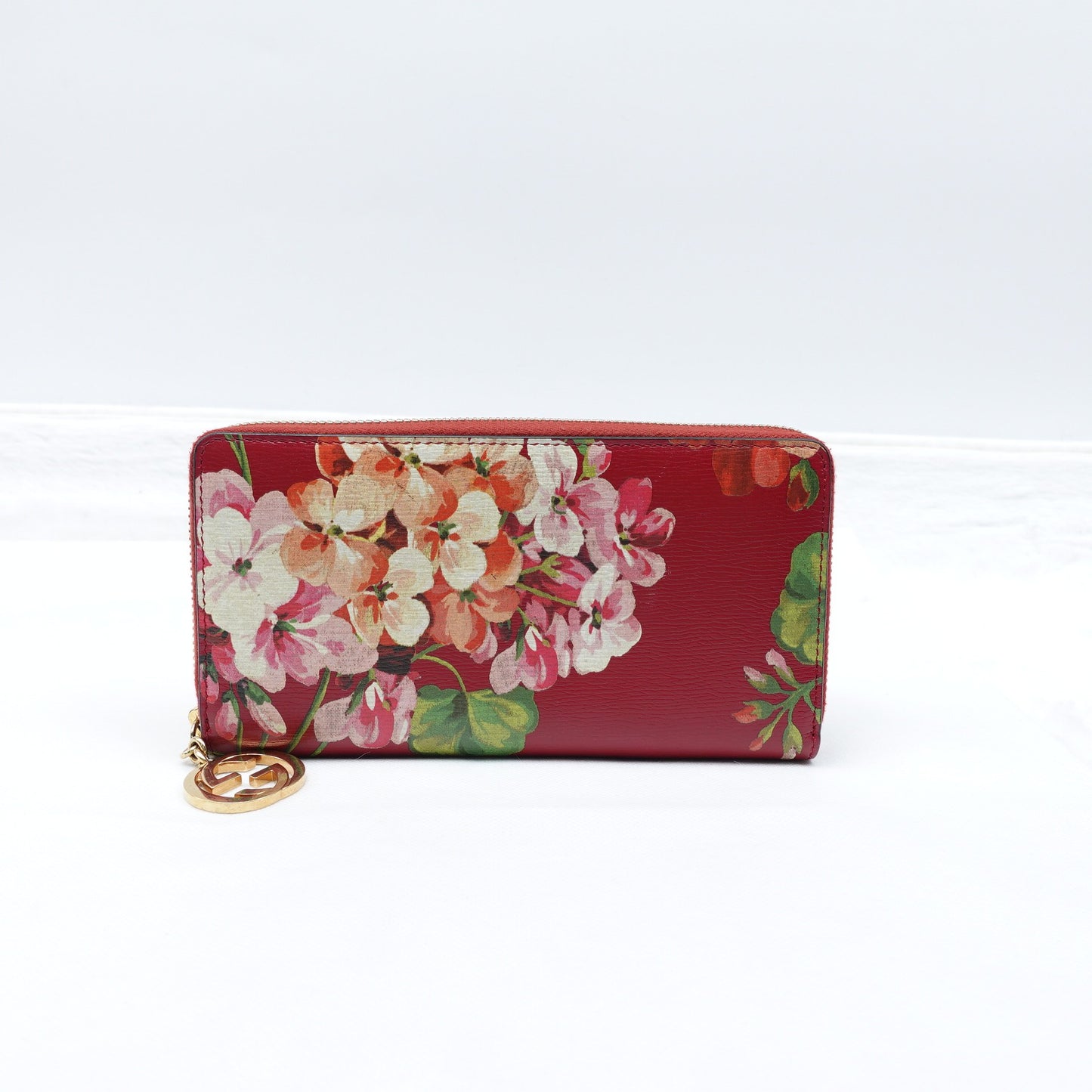 Pre-owned Gucci Flower Red Calfskin Long Wallet