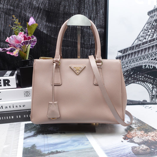 Pre-Owned Prada Galleria Pink Calfskin Shoulder Bag T10285651