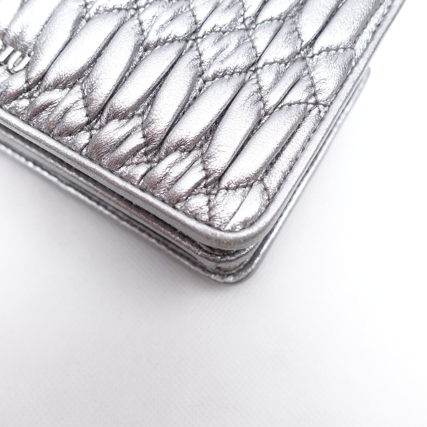 Pre-owned Miumiu Woc Silver Lambskin Crossbody Bag