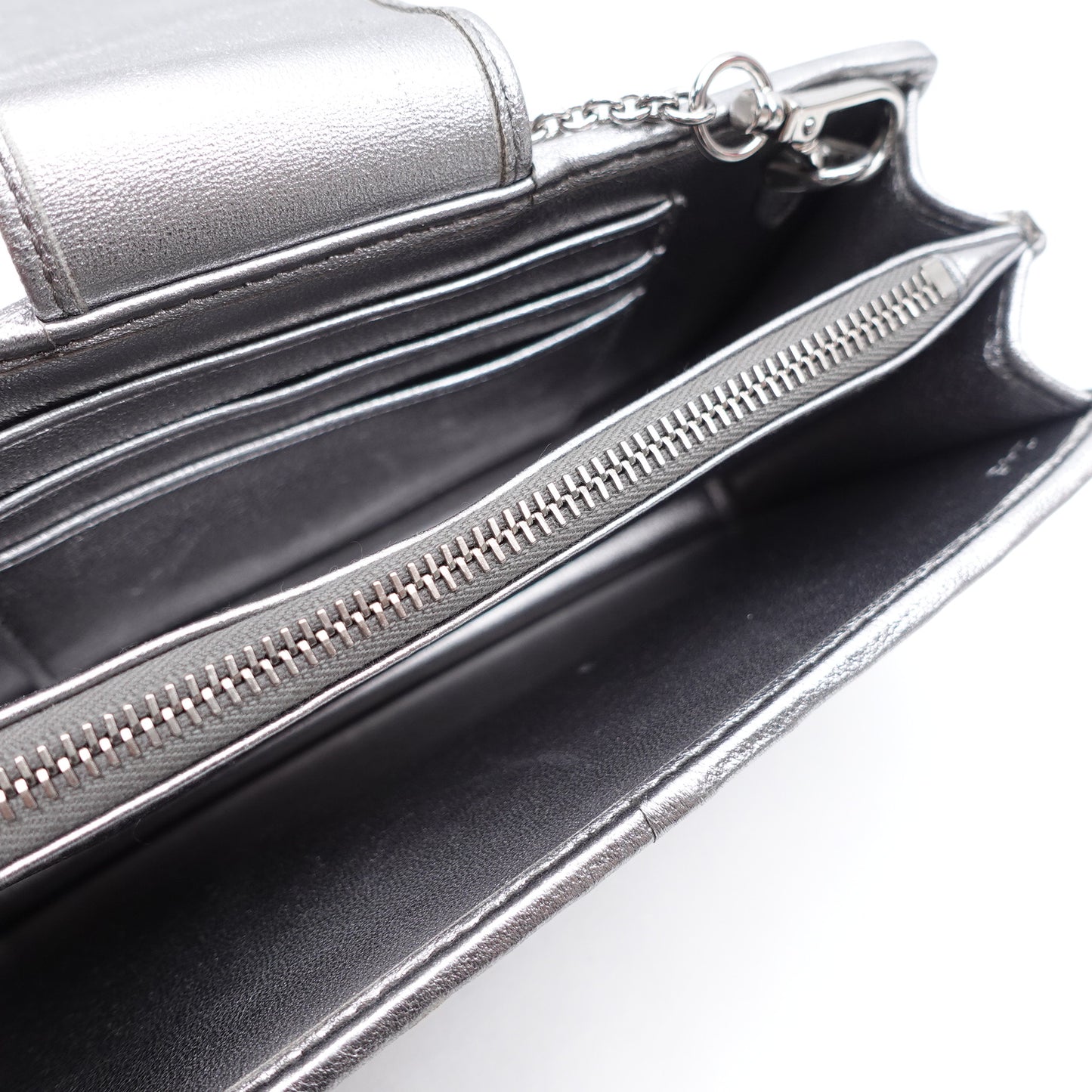Pre-owned Miumiu Woc Silver Lambskin Crossbody Bag