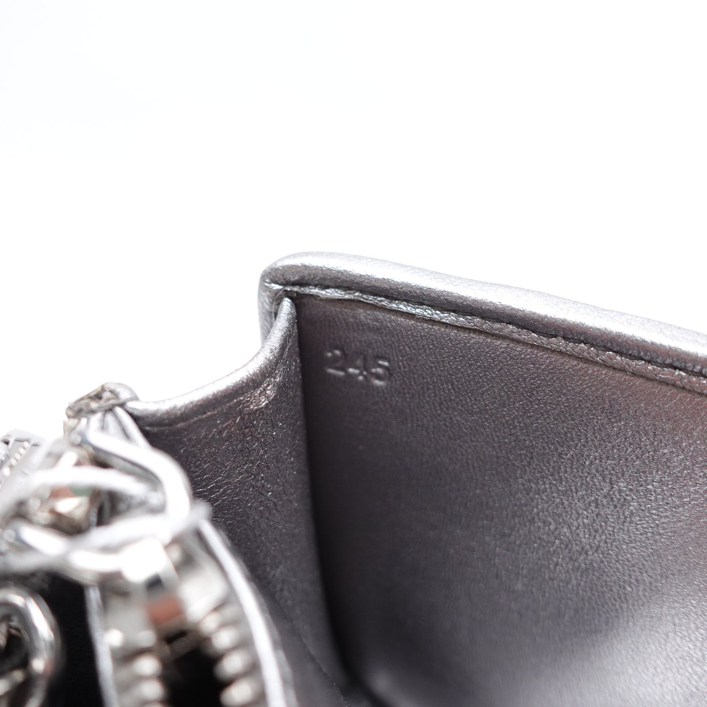 Pre-owned Miumiu Woc Silver Lambskin Crossbody Bag