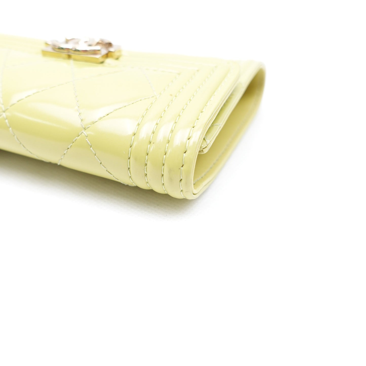 Pre-owned Chanel Leboy Yellow Patent Wallet