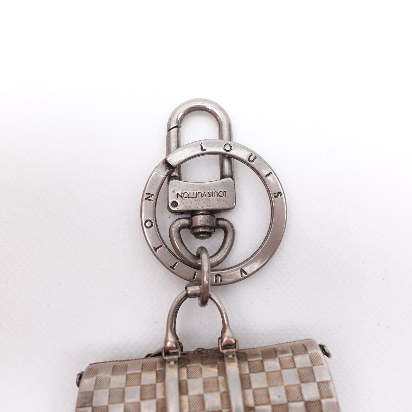 Pre-owned Louis Vuitton Keepall Aged Silver Bag Charm